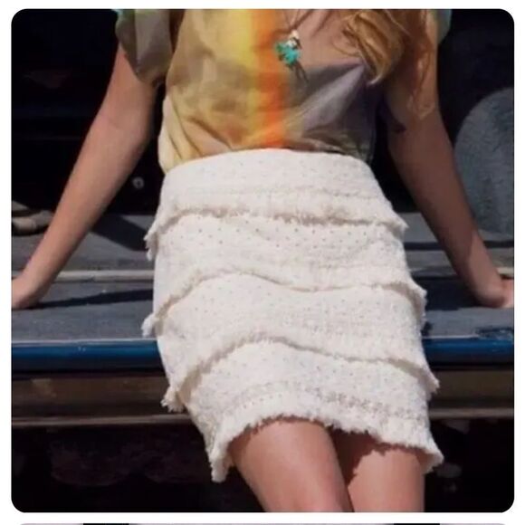 Anthropologie HD in Paris Fringe Skirt - Size 4 - Picture 6 of 6